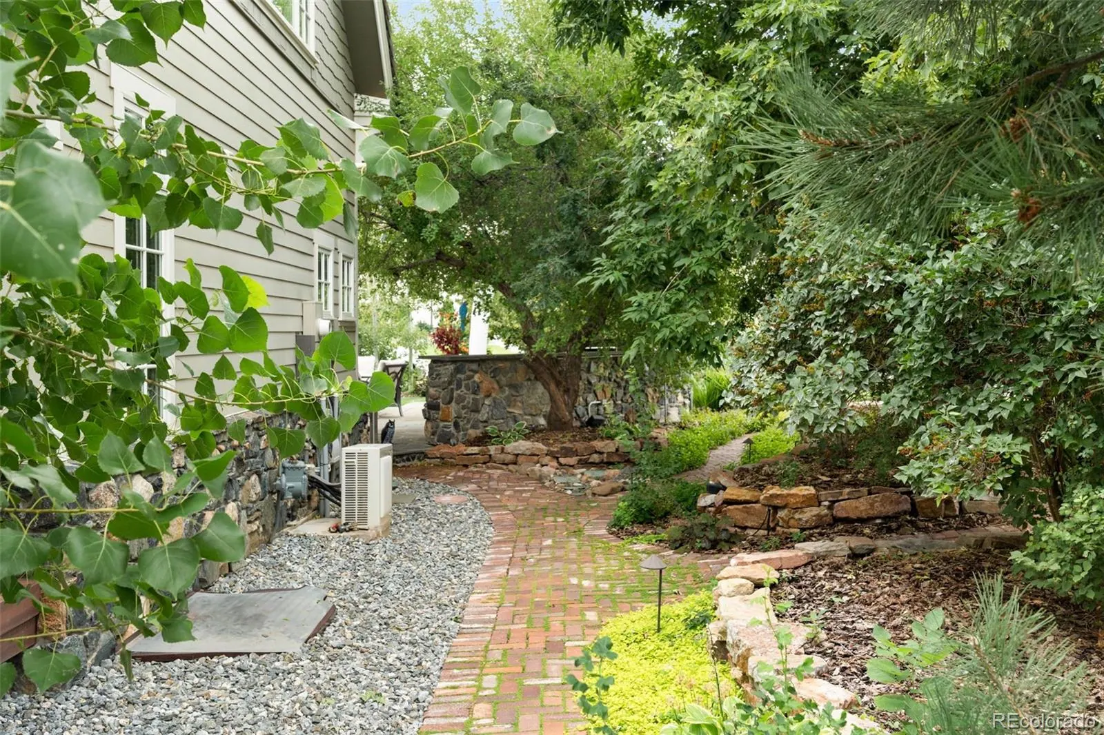 3166 Juniper Court, photo 28