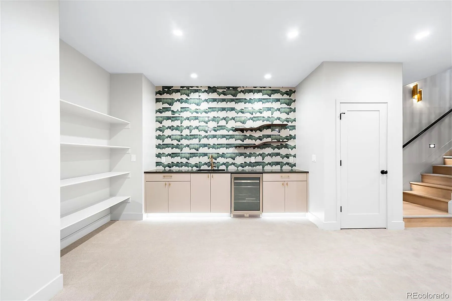 407 Madison Street, photo 32