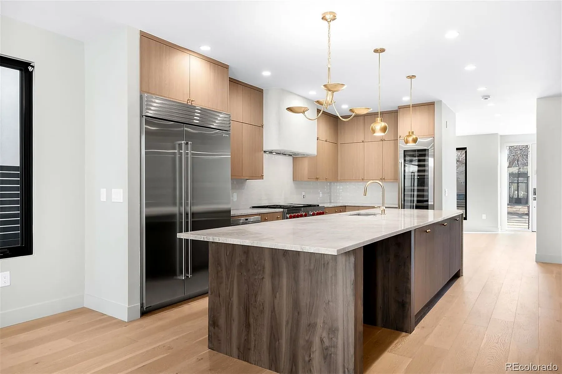 407 Madison Street, photo 4