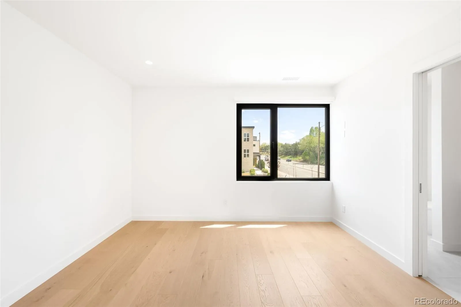 3591 S Ogden Street, photo 19