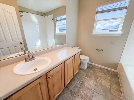 10049 Southlawn Circle, Commerce City, CO 80022, photo 27
