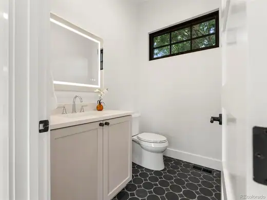 1060 S Steele Street, Denver, CO 80209, photo 32