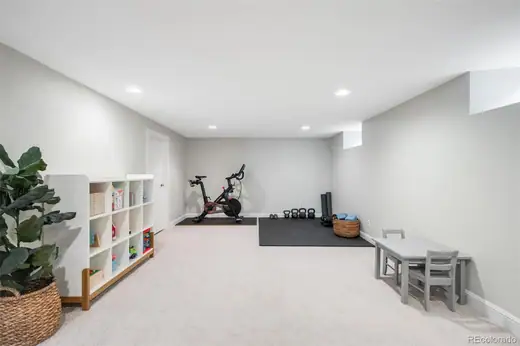 1175 S Garfield Street, Denver, CO 80210, photo 23
