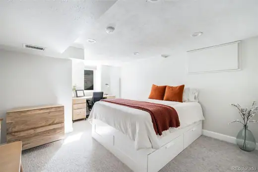 1175 S Garfield Street, Denver, CO 80210, photo 25