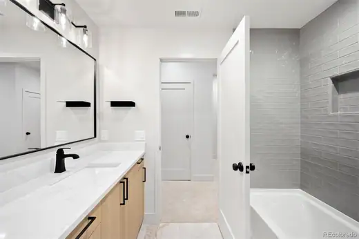 411 Madison Street, Denver, CO 80206, photo 35