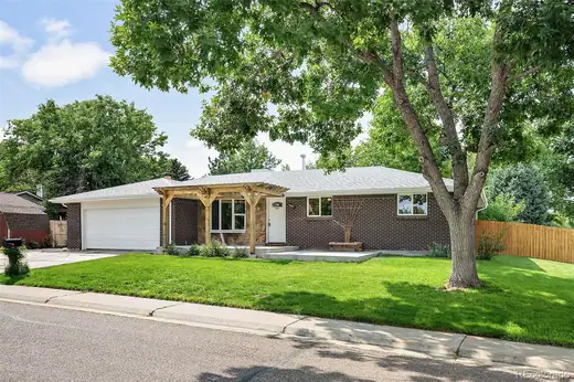 4667 S Oak Court, Littleton, CO 80127